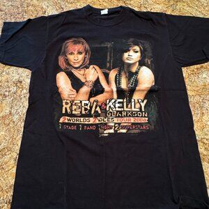 Vintage 2008 concert t-shirt Reba McEntire & Kelly Clarkson
